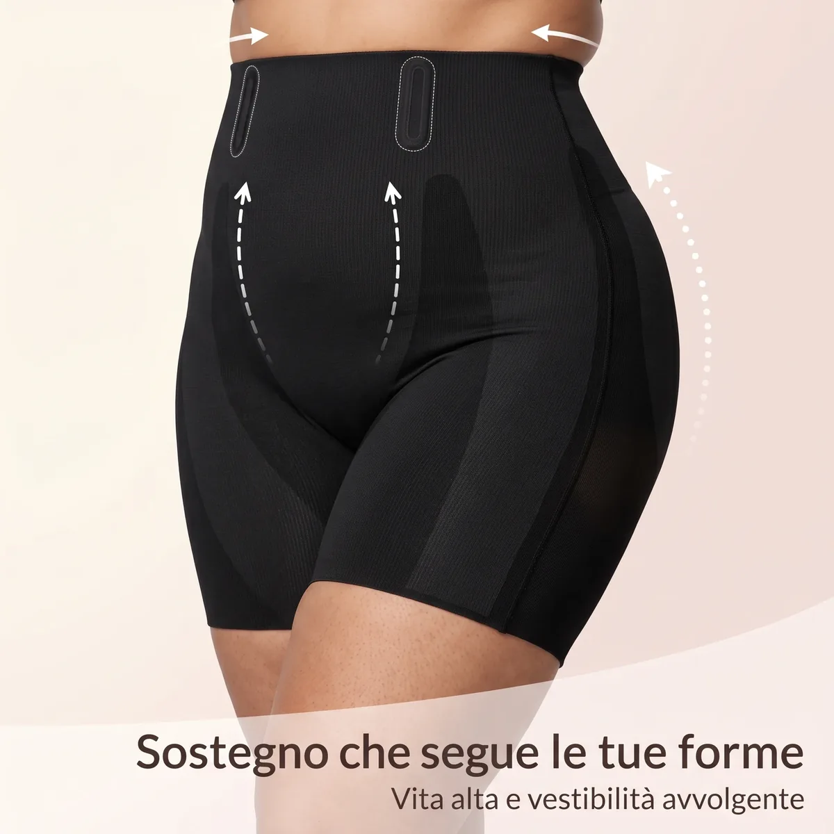 Linea Nero indossato, tre quarti frontale con frecce tratteggiate e le scritte Sostegno che segue le tue forme, Vita alta e vestibilità avvolgente